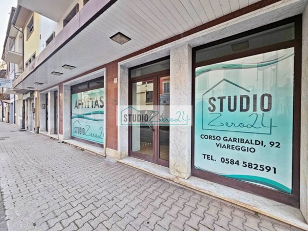 negozio in affitto a Viareggio