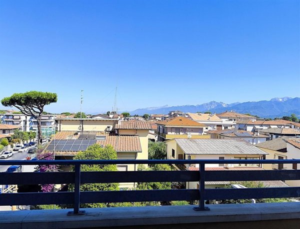 appartamento in affitto a Viareggio in zona Marco Polo