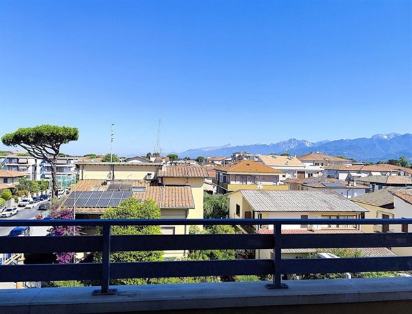 appartamento in affitto a Viareggio in zona Marco Polo