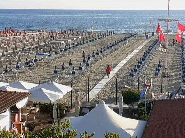 appartamento in affitto a Viareggio