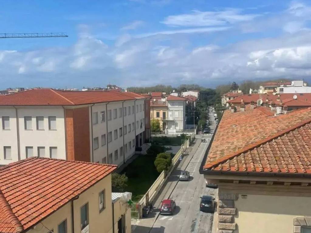 appartamento in affitto a Viareggio