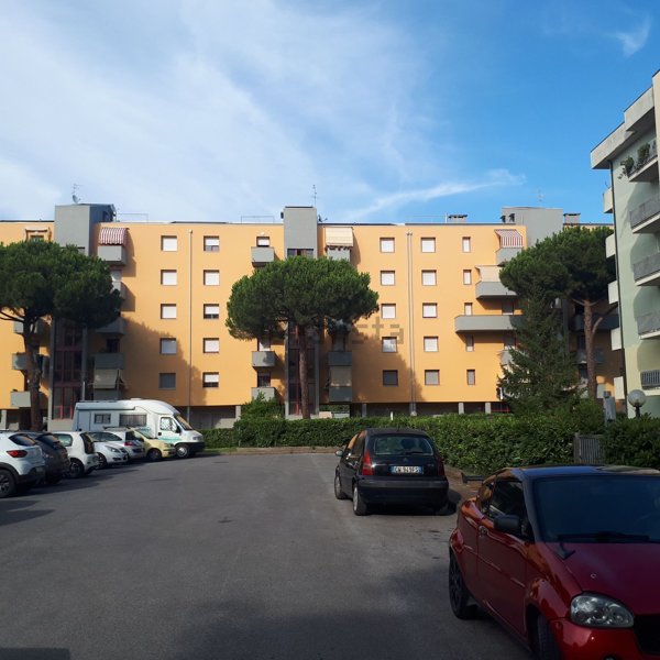 appartamento in affitto a Viareggio