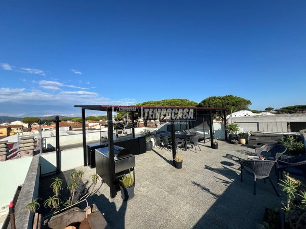 appartamento in affitto a Viareggio