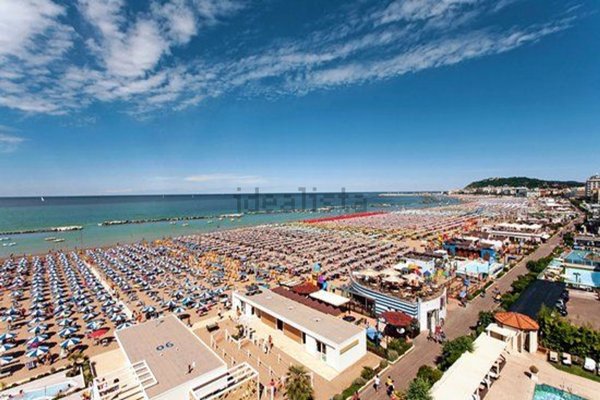 appartamento in affitto a Viareggio