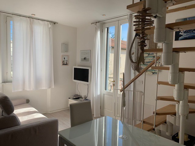 appartamento in affitto a Viareggio