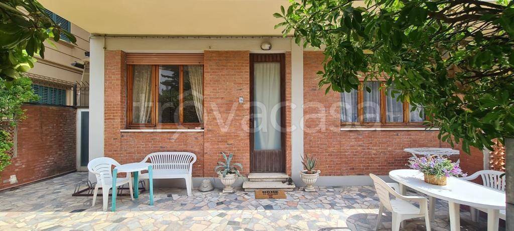 appartamento in affitto a Viareggio