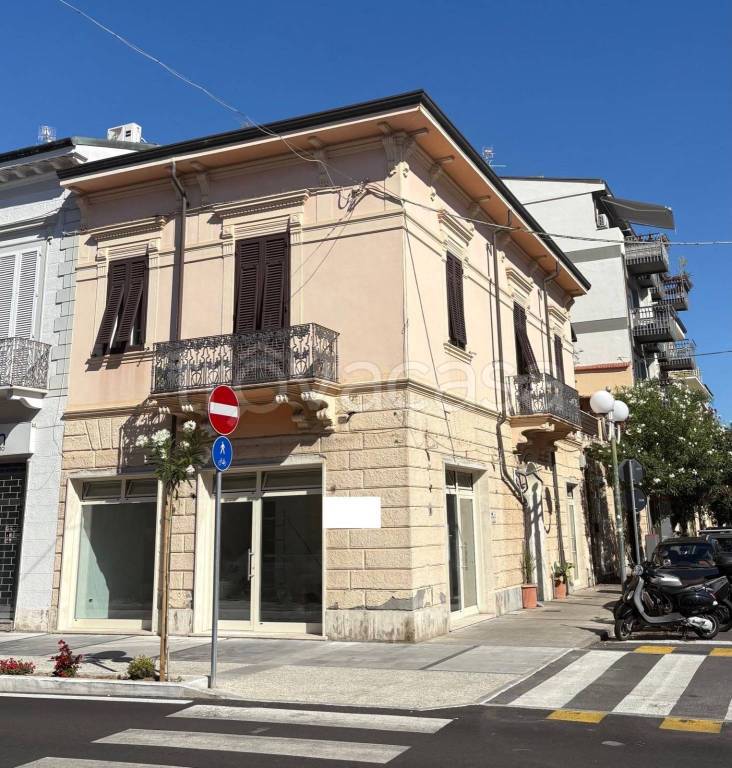 appartamento in affitto a Viareggio