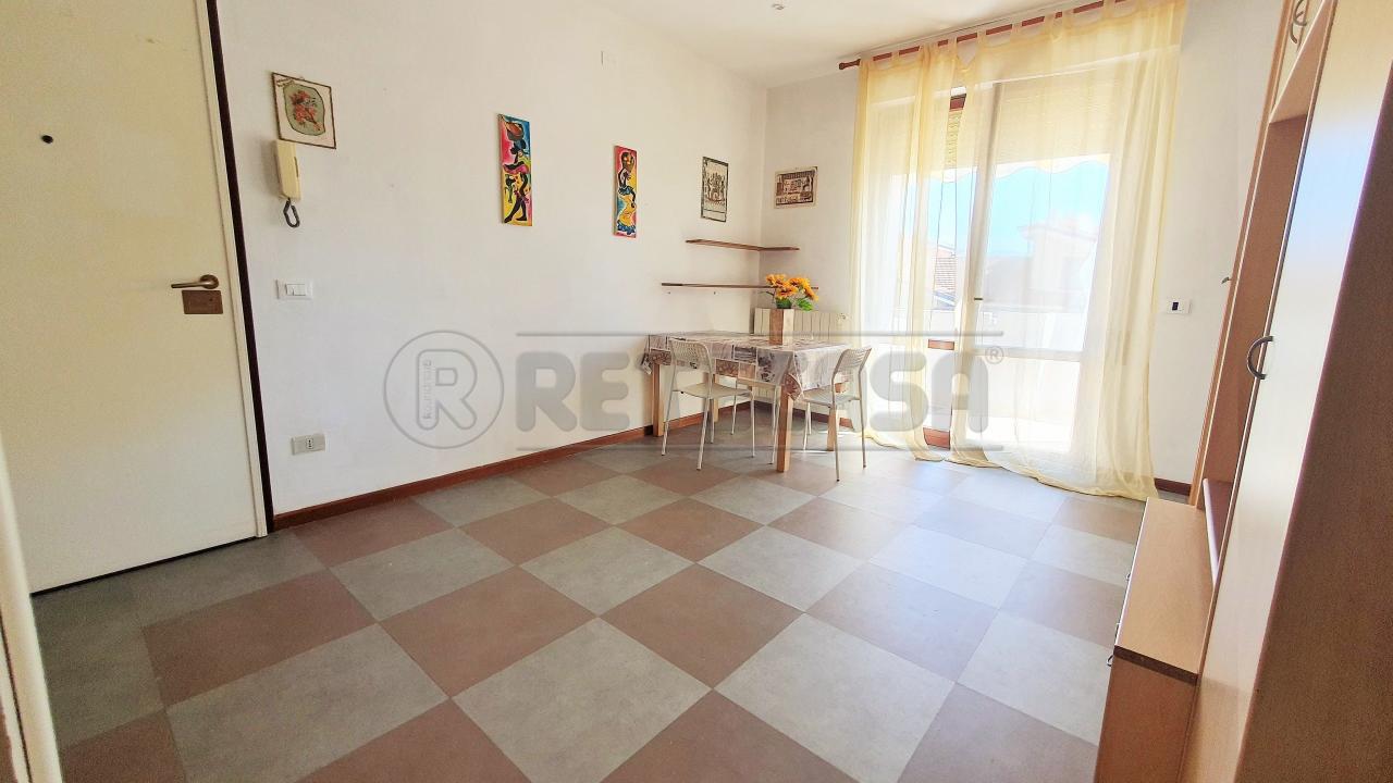 appartamento in affitto a Viareggio in zona Campo d'Aviazione