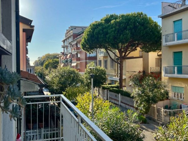 appartamento in affitto a Viareggio