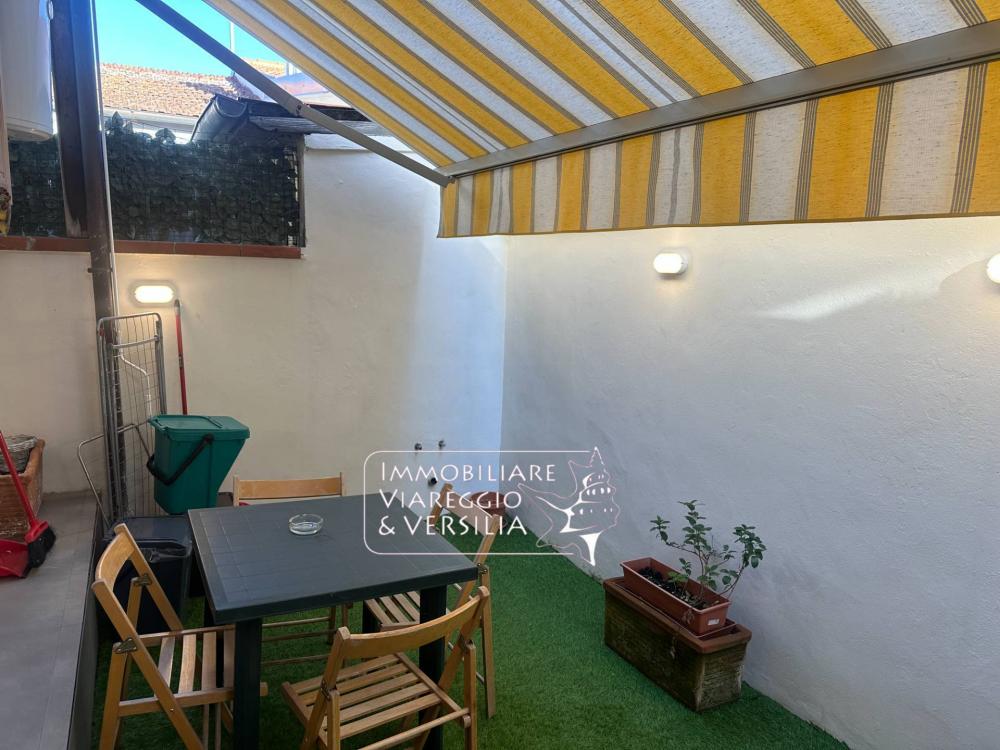 casa indipendente in affitto a Viareggio in zona Torre del Lago