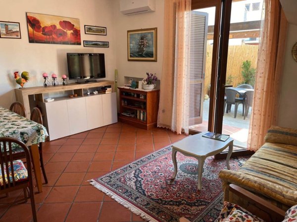 casa indipendente in affitto a Viareggio in zona Torre del Lago