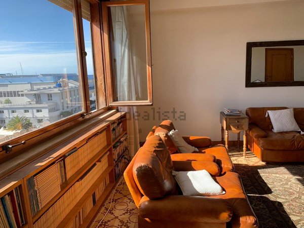 appartamento in affitto a Viareggio