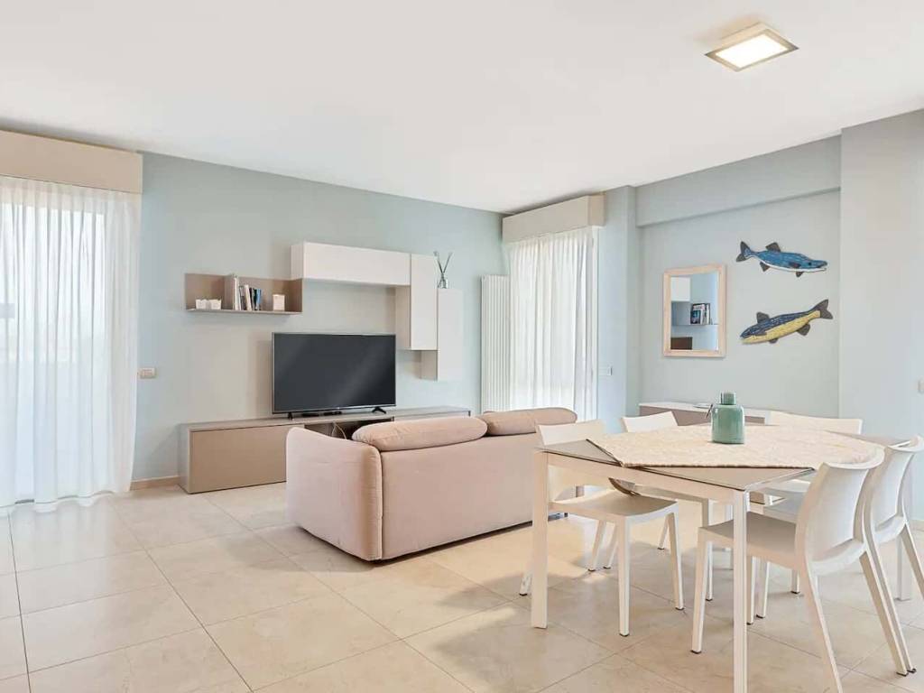 appartamento in affitto a Viareggio