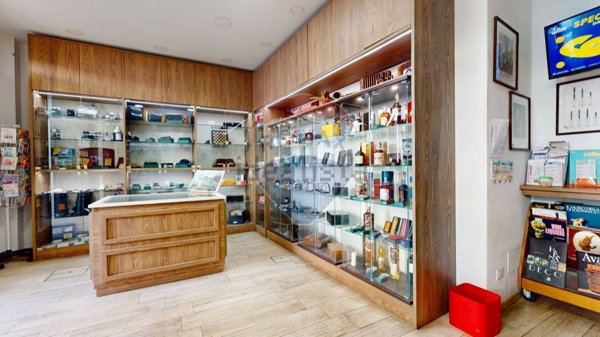 negozio in affitto a Viareggio