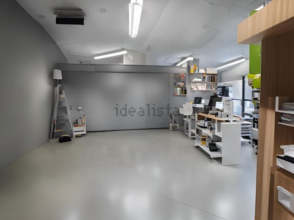 locale commerciale in affitto a Viareggio