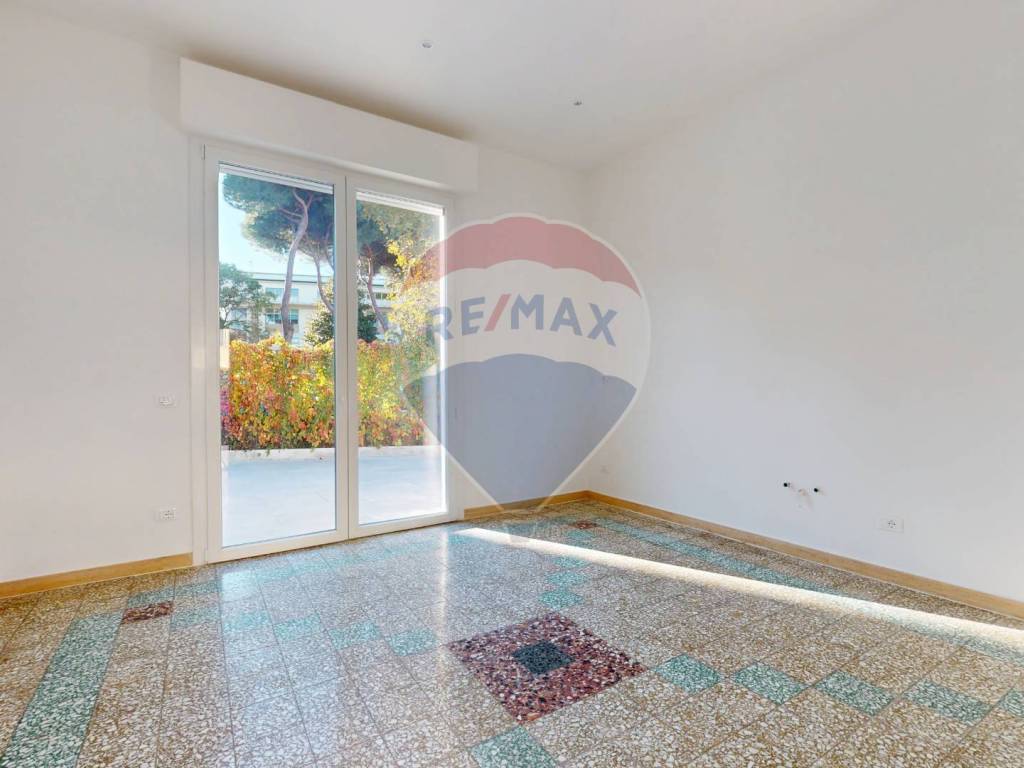 negozio in affitto a Viareggio