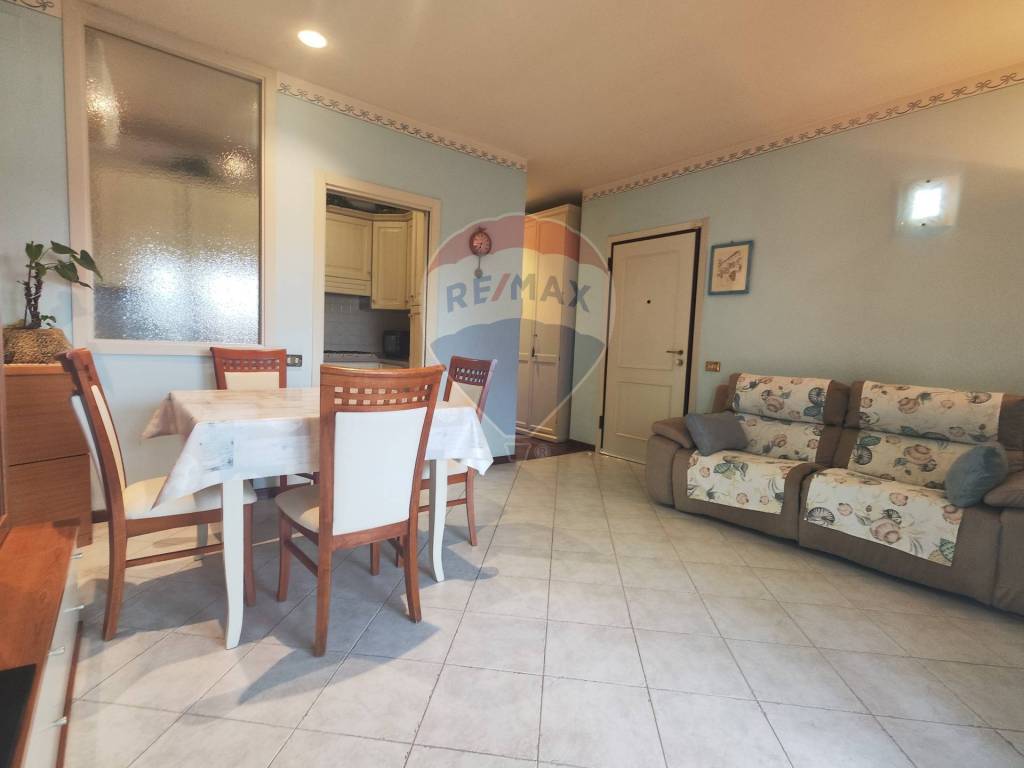 appartamento in affitto a Viareggio in zona Campo d'Aviazione