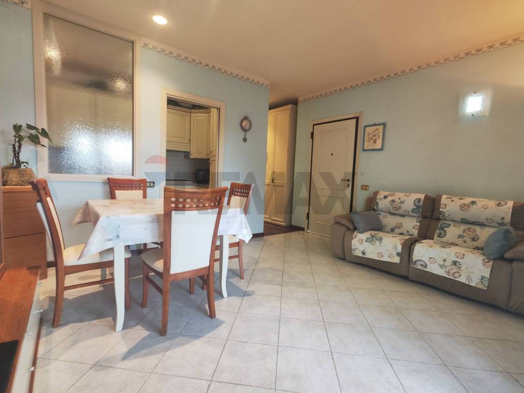 appartamento in affitto a Viareggio in zona Campo d'Aviazione