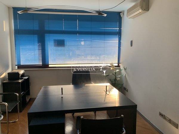 ufficio in affitto a Viareggio in zona Marco Polo