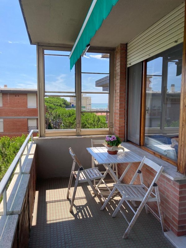 appartamento in affitto a Viareggio