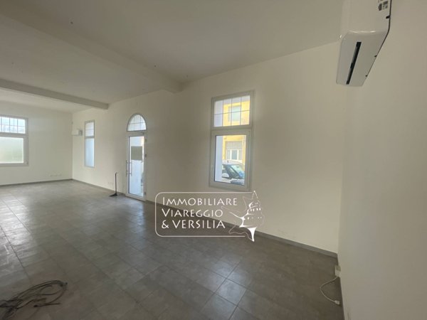 ufficio in affitto a Viareggio