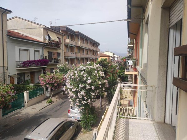 appartamento in affitto a Viareggio