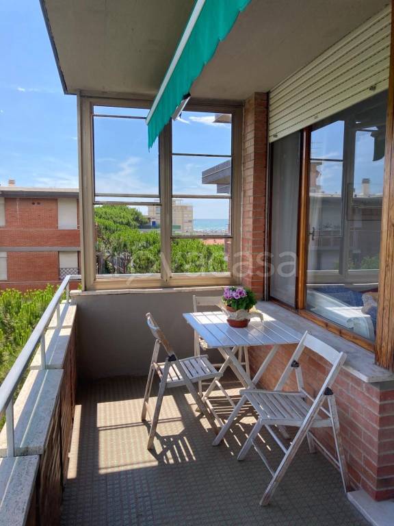 appartamento in affitto a Viareggio