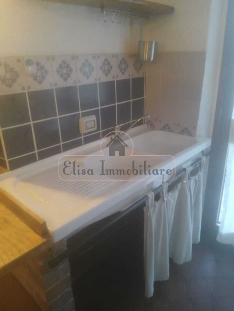 appartamento in affitto a Viareggio in zona Campo d'Aviazione