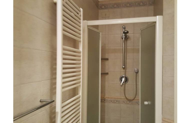 camera singola in affitto a Viareggio