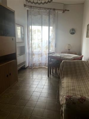 appartamento in affitto a Viareggio