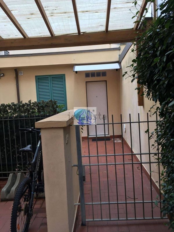 appartamento in affitto a Viareggio