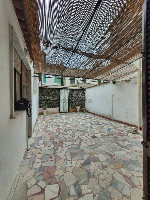 appartamento in affitto a Viareggio