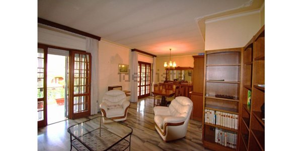 appartamento in affitto a Viareggio in zona Campo d'Aviazione