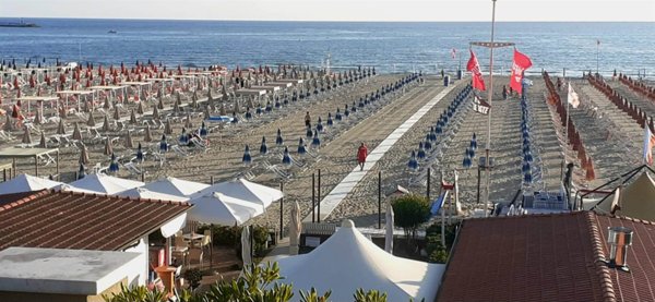 appartamento in affitto a Viareggio