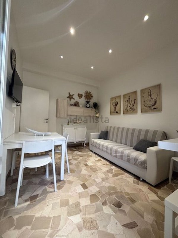 appartamento in affitto a Viareggio