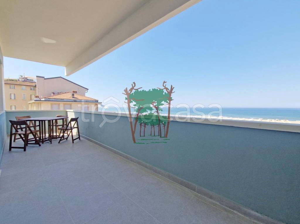 appartamento in affitto a Viareggio