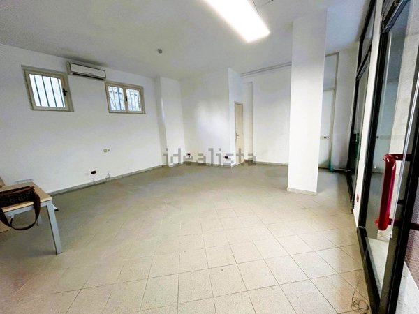 locale commerciale in affitto a Viareggio