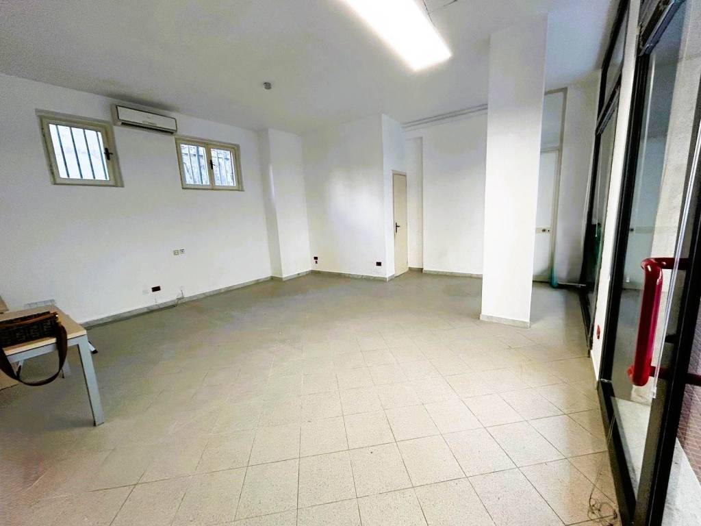 negozio in affitto a Viareggio