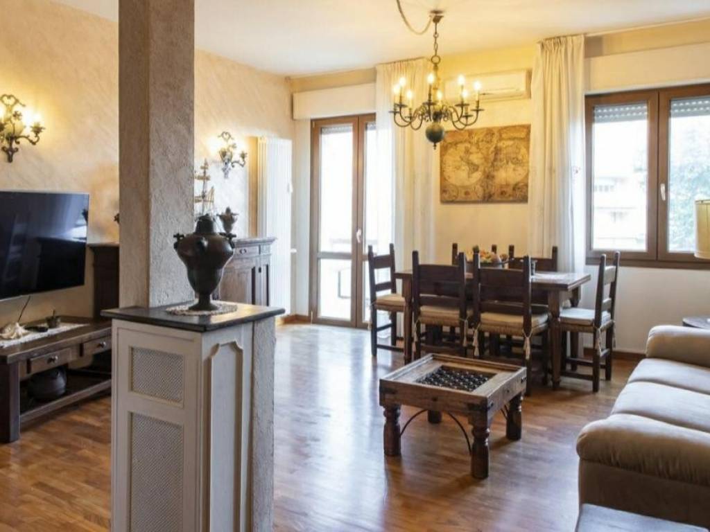 appartamento in affitto a Viareggio