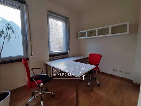 ufficio in affitto a Viareggio