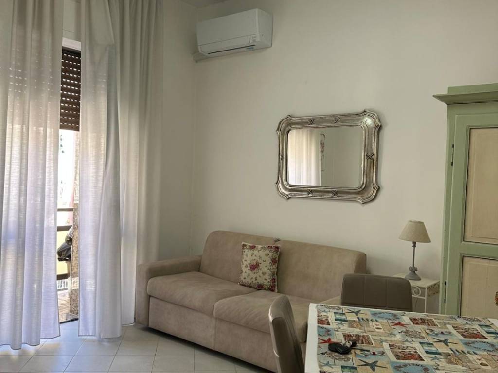 appartamento in affitto a Viareggio
