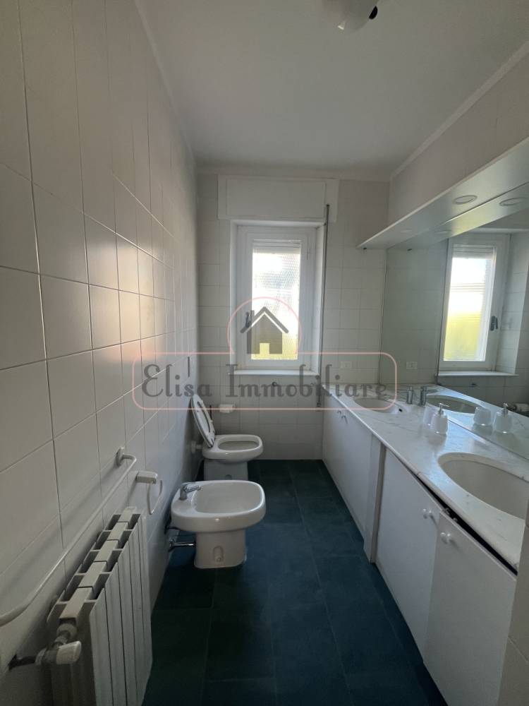 casa indipendente in affitto a Viareggio in zona Marco Polo
