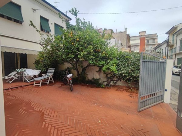 appartamento in affitto a Viareggio in zona Centro Storico