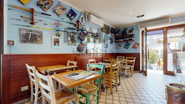 negozio in affitto a Viareggio