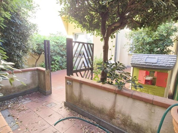 casa indipendente in affitto a Viareggio