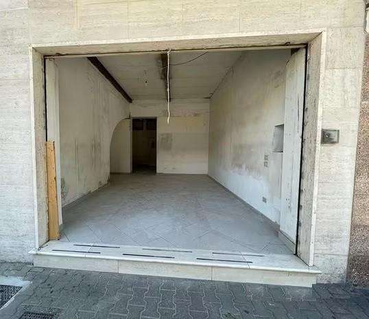 negozio in affitto a Viareggio
