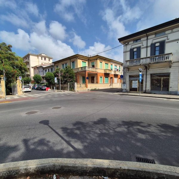 casa indipendente in affitto a Viareggio