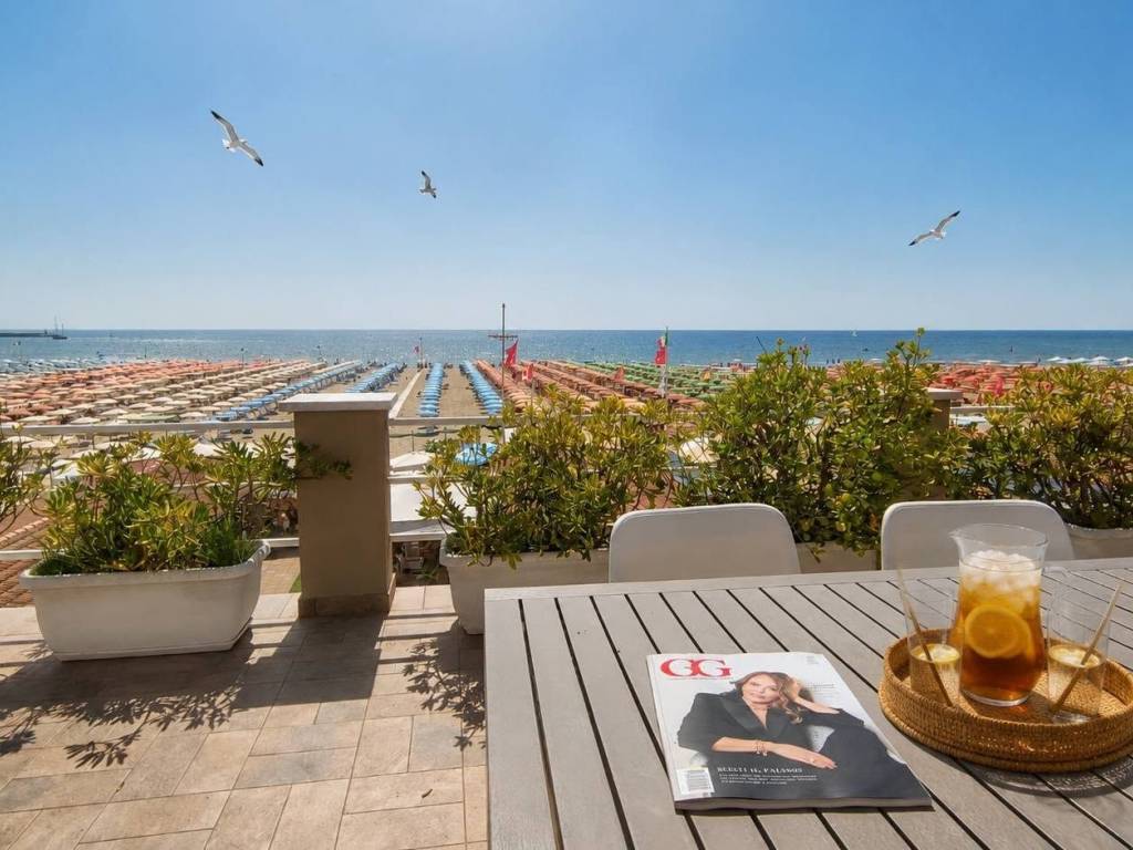appartamento in affitto a Viareggio