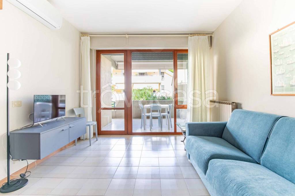 appartamento in affitto a Viareggio