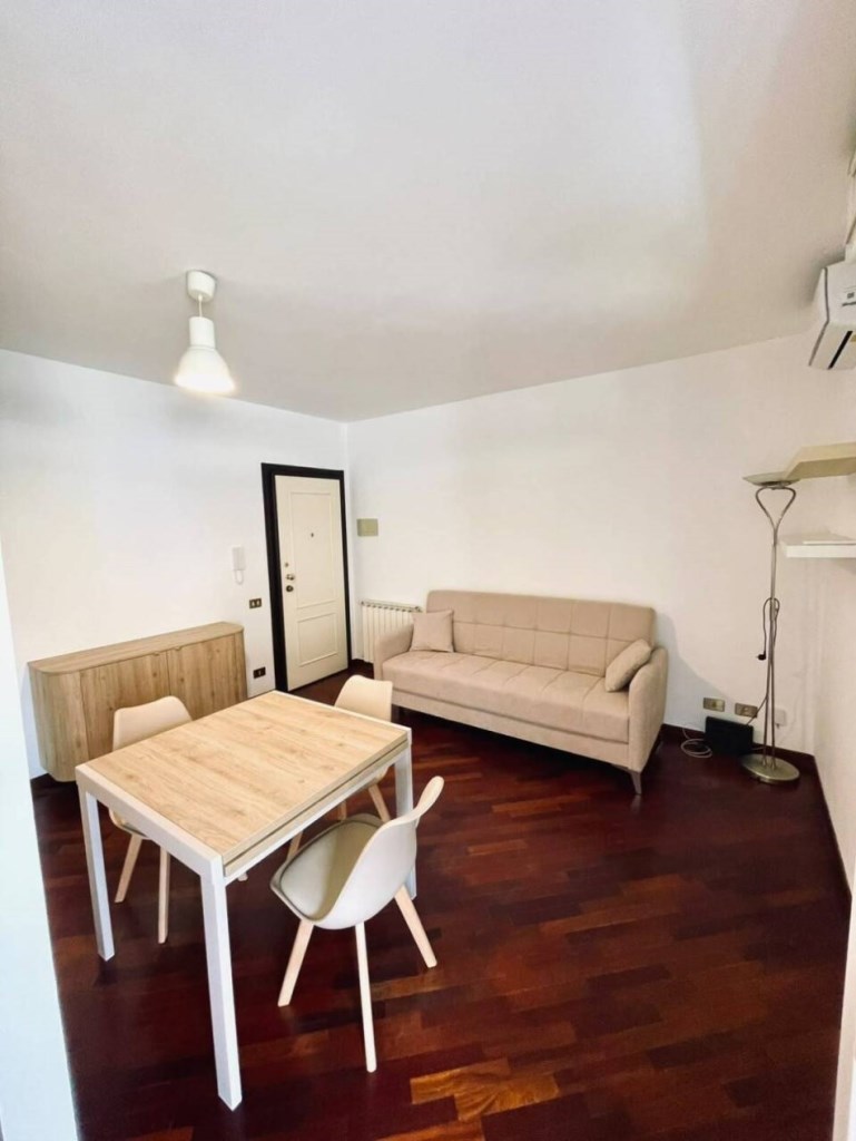 appartamento in affitto a Viareggio
